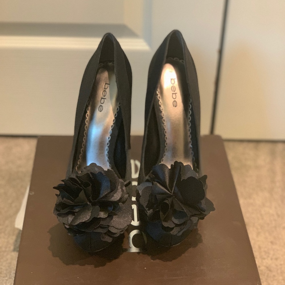 Bebe lola platform shoe